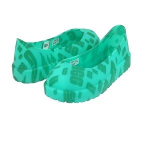 Green Ugg boot guard